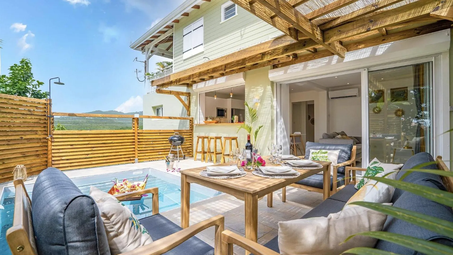 Villa Linay Le Diamant 0*,  Martinik